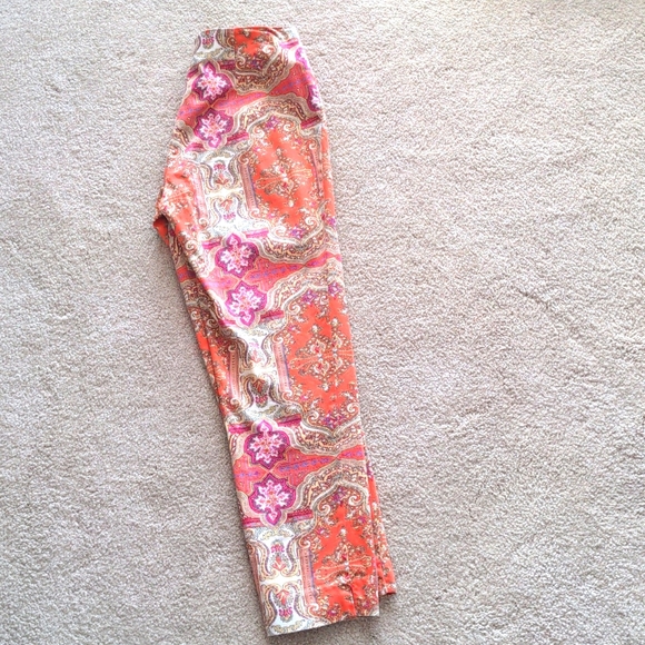 Signature Ornate Long Capris - Picture 4 of 5